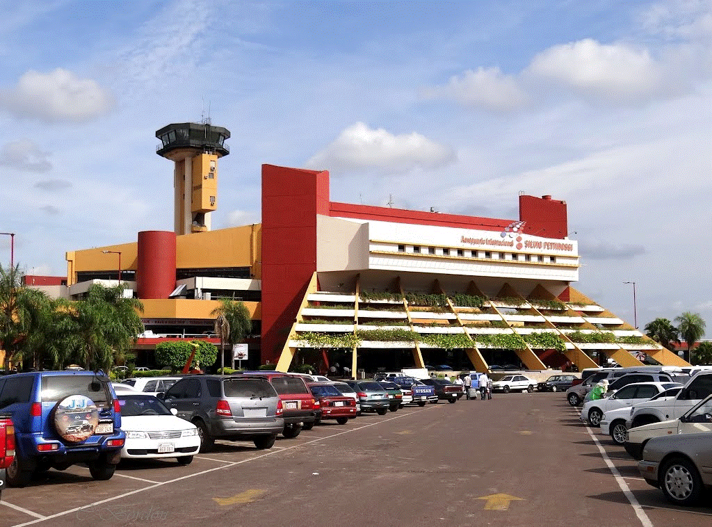 el aeropuerto Silvio Pettirossi de Luque en Paraguay