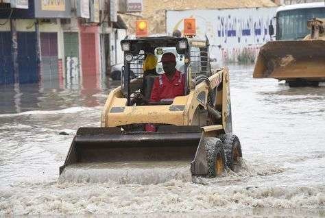 Una calle inundada en Riad.
