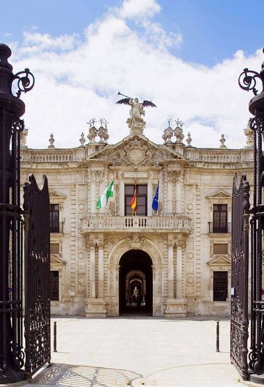 El rectorado de la Universidad de Sevilla acogerá la entrega de los Premios Hisara Universidad.