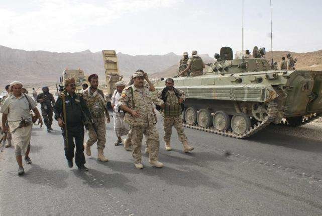 Oficiales del ejército en la provincia de Shabwa en Yemen.