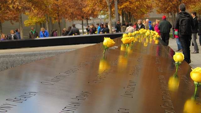 Monumento a las víctimas de los atentados del 11 S en Nueva York. (Pablo, Flickr)