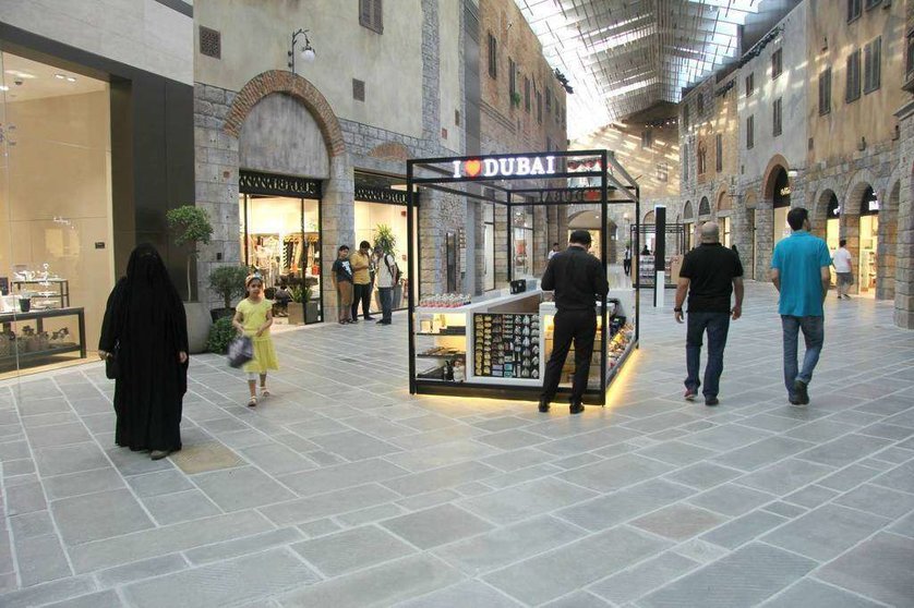 El centro comercial Outlet Village se encuentra en el recinto de Dubai Parks and Resorts (EL CORREO).