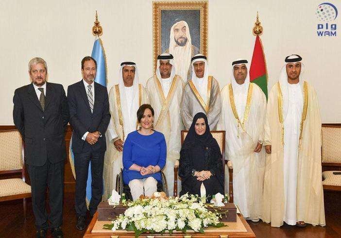 Encuentro entre la vicepresidenta de Argentina y la presidenta del Consejo Federal de Emiratos Árabes. (Wam) 