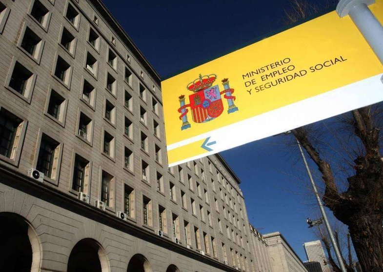 El anagrama del Ministerio de Empleo y Seguridad Social de España.