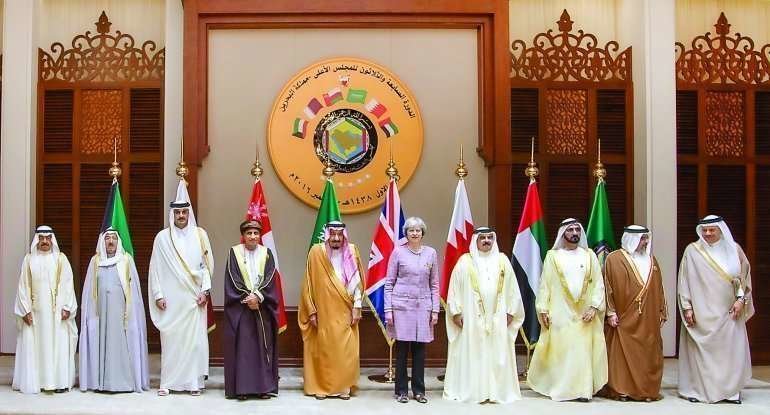 Foto durante la 37ª Cumbre del Consejo de Cooperación del Golfo en Manama. 