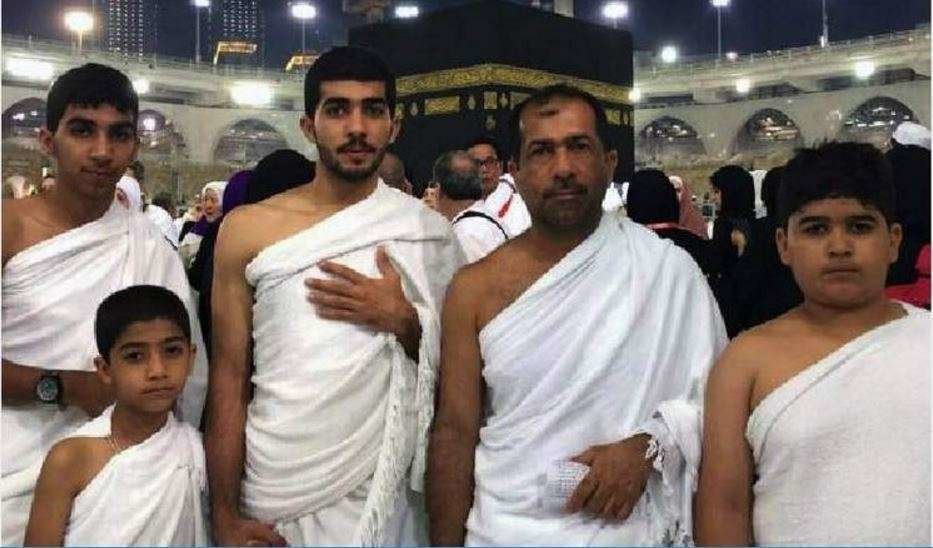 La familia de Abu Dhabi durante su peregrinaje a La Meca.