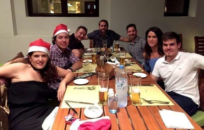 Españoles en Ras Al Khaimah celebran cena navideña en el hotel Cove Rotana. (E.C.)