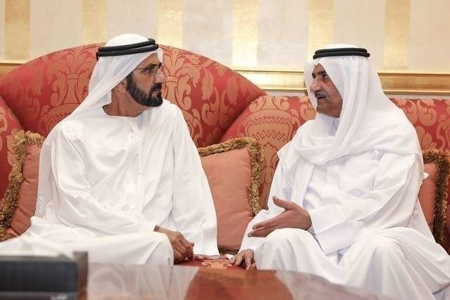 Sheikh Mohammed bin Rashid ofrece sus condolencias a Sheikh Hamad bin Mohammed tras la muerte del vicegobernante de Fujairah.