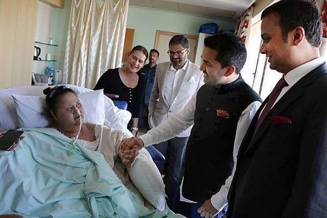 Representantes de VPS Healthcare visitaron a Eman Abd El Aty en Mumbai. (VPS Healthcare)