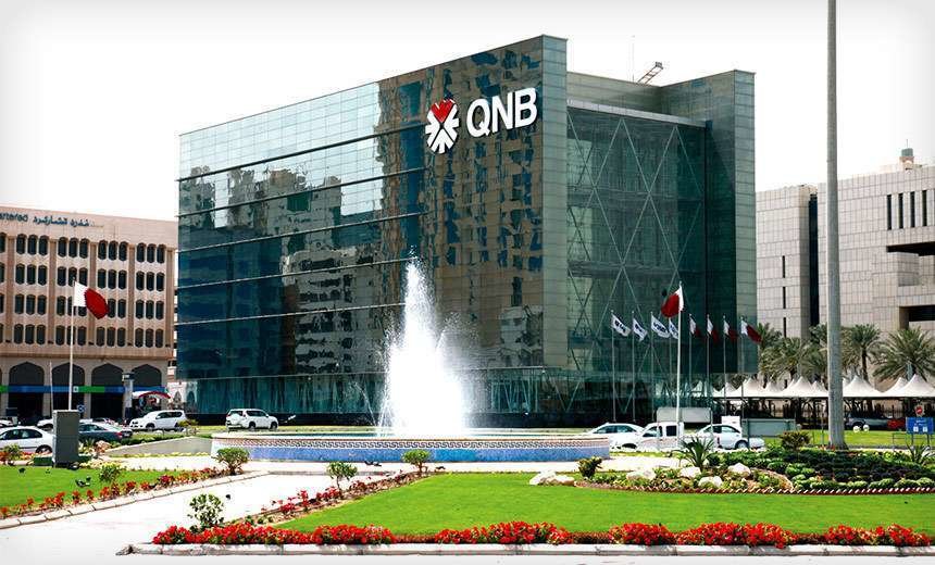 Qatar National Bank ha sido identificado como uno de las entidades financieras que mantiene cuenta para las personas y organizaciones sancionadas. 