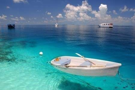 Una imagen de una playa en Islas Maldivas.