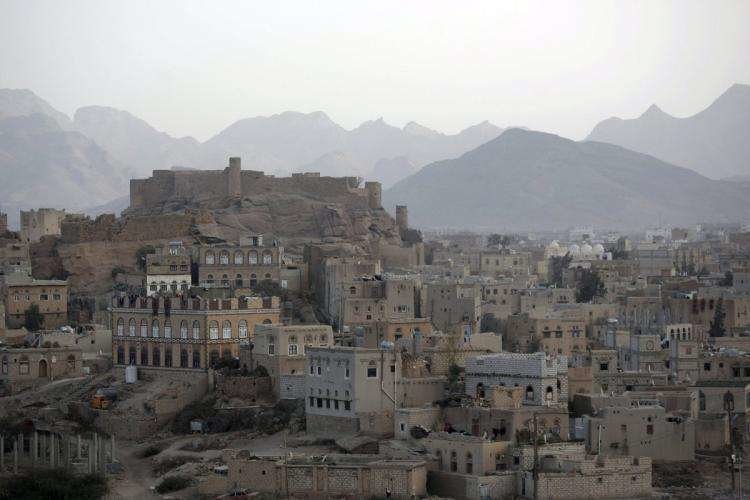 En la imagen de AP, la cadena montañosa que rodea Baydha, en el sudoeste de Yemen.