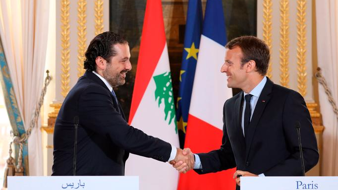 El presidente francés junto al primer ministro de Líbano en septiembre de 2017. (AFP)