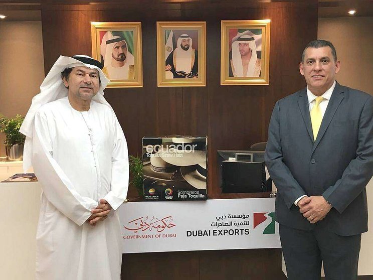 El director de PROECUADOR -derecha- junto al director ejecutivo de Dubai Exports. (Cedida)