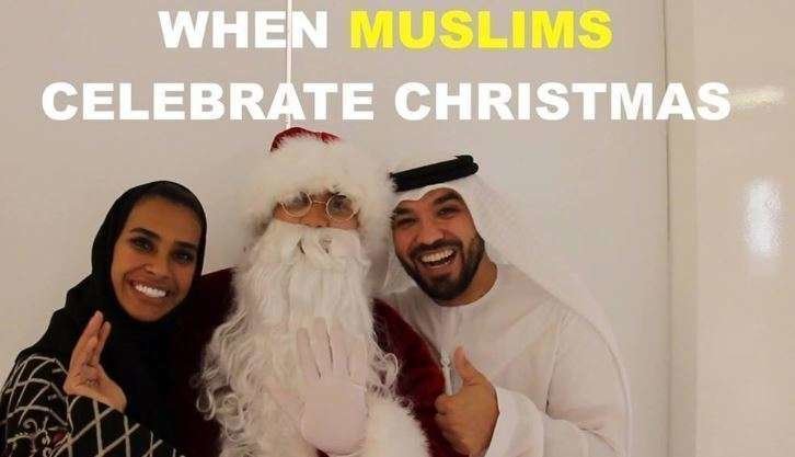 La familia emiratí junto a Papá Noel.