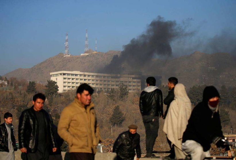 En la imagen de Reuters, el hotel Intercontinental de Kabul.