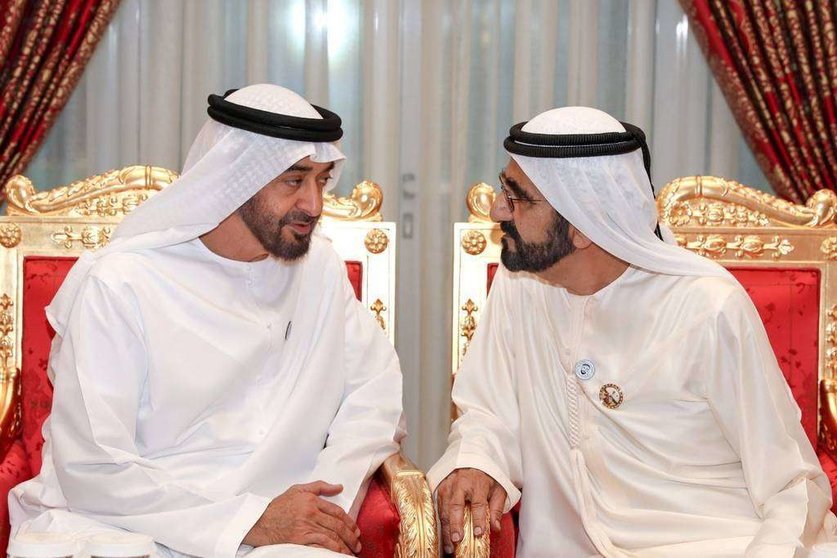 El gobernante de Dubai y el príncipe heredero de Abu Dhabi durante el encuentro en el Palacio Zabeel.