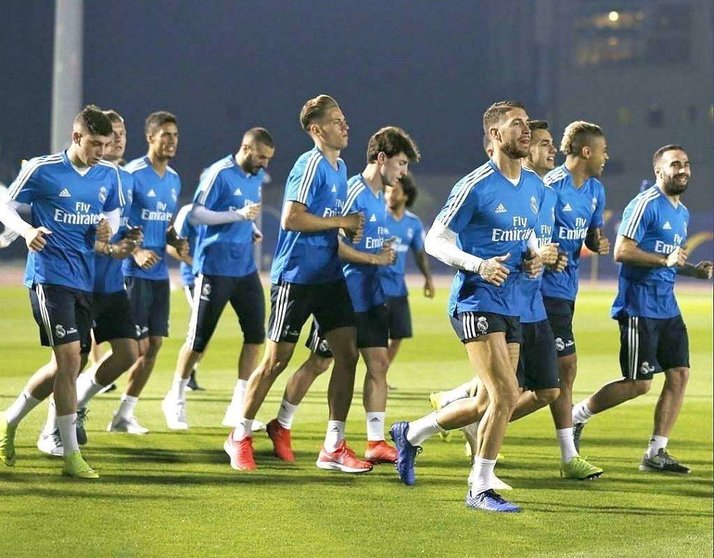 Entrenamiento del Real Madrid en las instalaciones de la Universidad de Nueva York de Abu Dhabi. (@realmadrid)