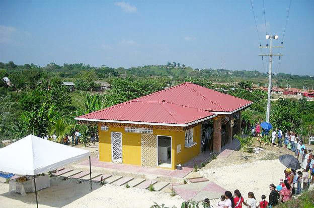Centro comunitario en la ciudad de las mujeres en Colombia. (Liga de Mujeres Desplazadas)