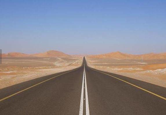 Autopista 10 de Arabia Saudita. (Agraam)