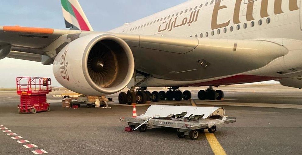 La aeronave dañada en el aeropuerto de Niza. (Twitter)