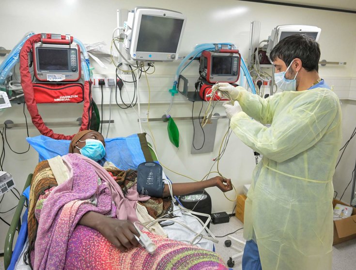 Un paciente en el hospital de EAU en Chad. (WAM)