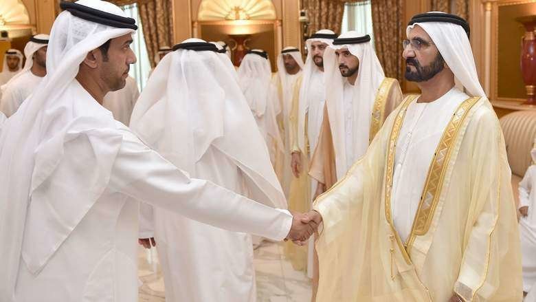 jeque Mohammed bin Rashid Al Maktoum recibe los saludos.