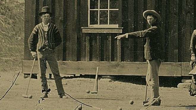 Imagen de Billy El Niño -a la izquierda- tomada en 1878. (Kagins)
