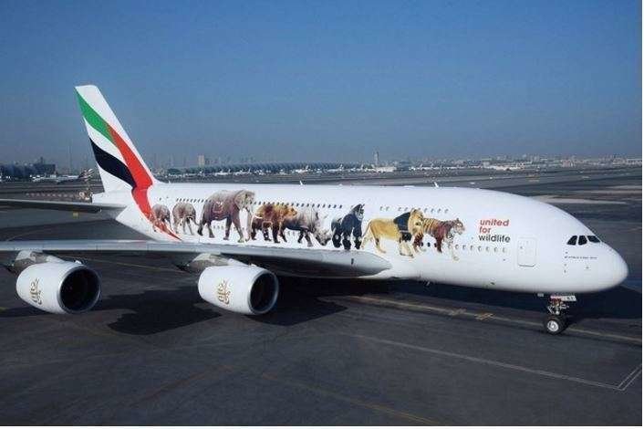 A380 de Emirates decorado con animales en peligro de extinción.