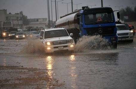 La lluvia ha dejado inundaciones en Arabia Saudita.
