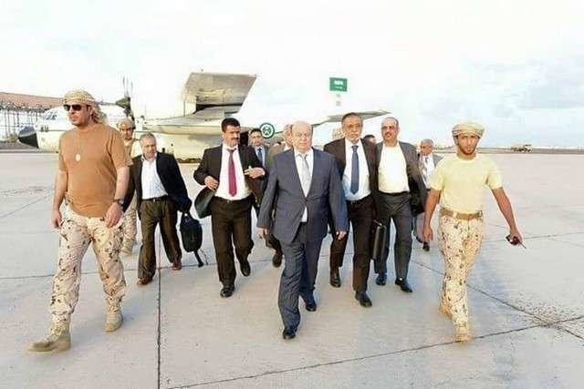 La llegada del Presidente Hadi a la ciudad de Adén.