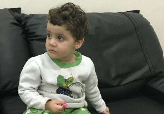La niña fue rescatada en un piso en Riad.