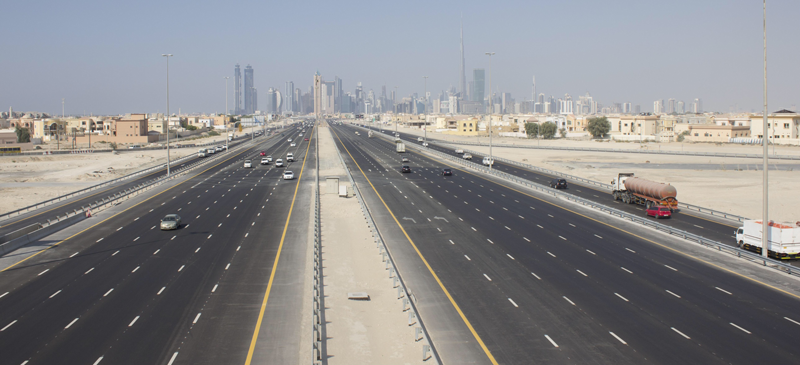 Emiratos ha ampliado sus carreteras un 35% desde 2007.