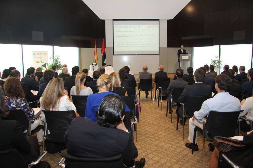 Encuentro empresarial Emiratos Árabes - España organizado por la Cámara de Comercio de Dubai y el SBC. (EL CORREO)