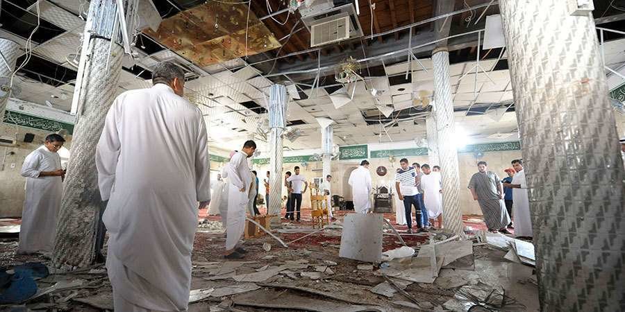 Imagen de uno de los atentados contra mezquitas saudíes en 2015.