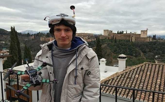 Andrés Aguilera Morillas, el granadino que participará en la World Drone Prix en Dubai 