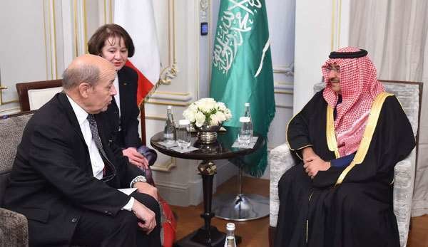 El príncipe heredero de Arabia Saudita y el ministro francés.