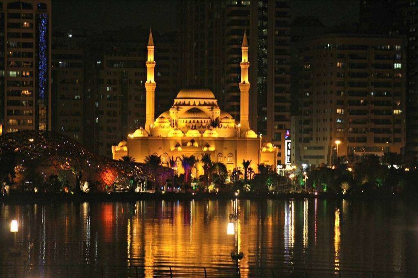 Una imagen de una mezquita en el emirato de Sharjah.