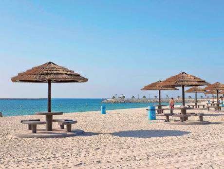 Una imagen de la playa de Al Manzar en Dubai.