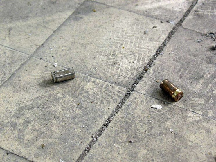 La mujer fue alcanzada por una bala mientras jugaba con sus hijos. (Mánel, Flickr)