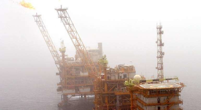 Un plataforma petrolera en el sur de Teherán.