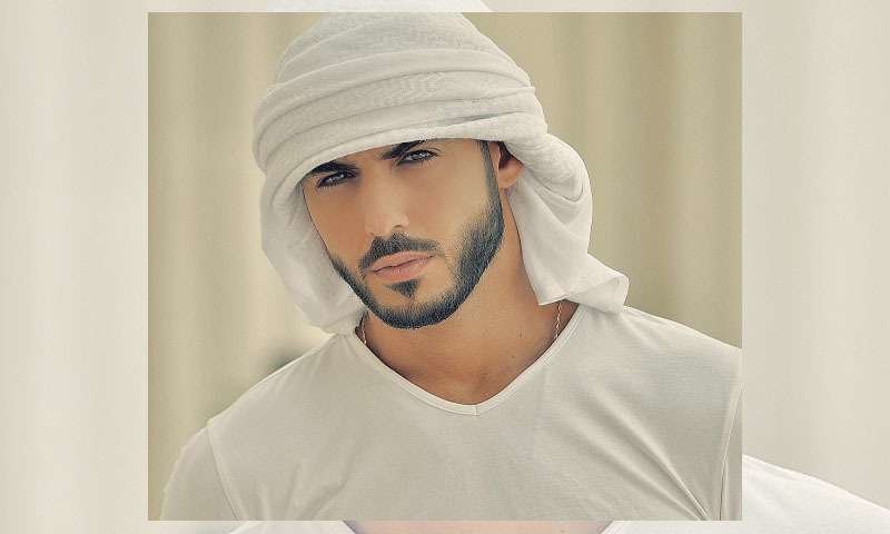 Omar Borkan, el hombre más guapo del mundo.