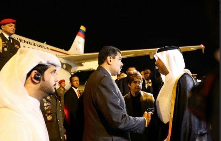 Una imagen de Twitter de la llegada a Qatar del presidente Maduro.