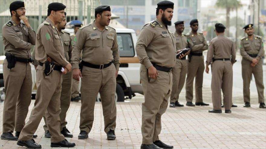 Un grupo de policías saudíes.