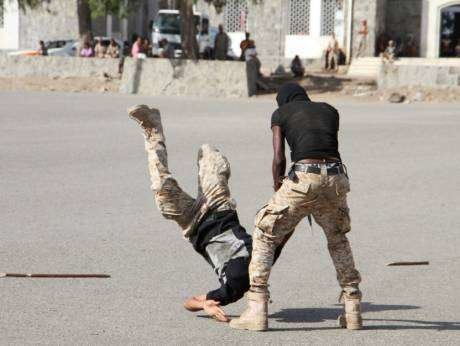 Reclutas antiterroristas yemeníes en Adén.