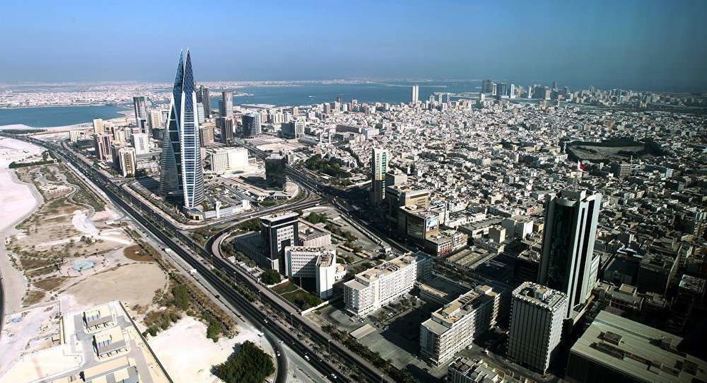 Bahréin está situada entre Irán y Arabia Saudita.