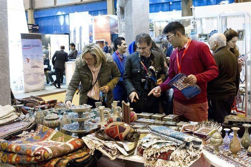 El stand de Irán en la 37 edición de la Feria Internacional de Turismo, Fitur 2017, en la Feria de Madrid. (EFE/Javier Liaño)