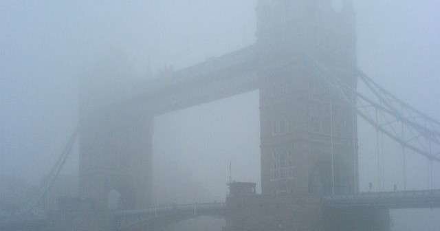Niebla en el centro de Londres.