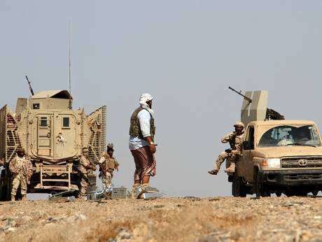 Las fuerzas gubernamentales de Yemen avanzan en la costa del Mar Rojo.