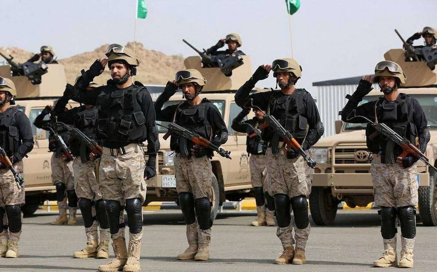 Ejército saudí y pakistaní en maniobras conjuntas en 2015.